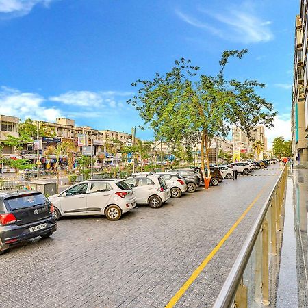 Fabhotel Parkland A Αχμπανταμπάντ Εξωτερικό φωτογραφία